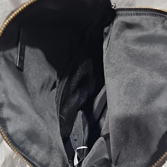 Lululemon Festival Bag; Black Crossbody Bag with Adjustable Strap - Picture 4 of 10